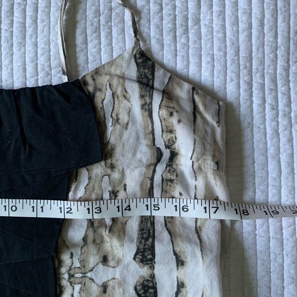 Kenzie tank top, front detail, adjustable straps. - Picture 3 of 7